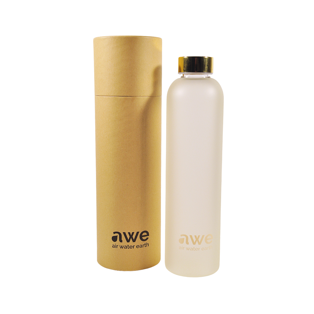 Sticlă de apă satinată aurie, mată, borosilicată, 750 ml